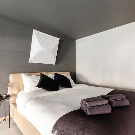 Design Spacious Loft In Navigli - Hosted By Sweetstay Milano Exterior foto