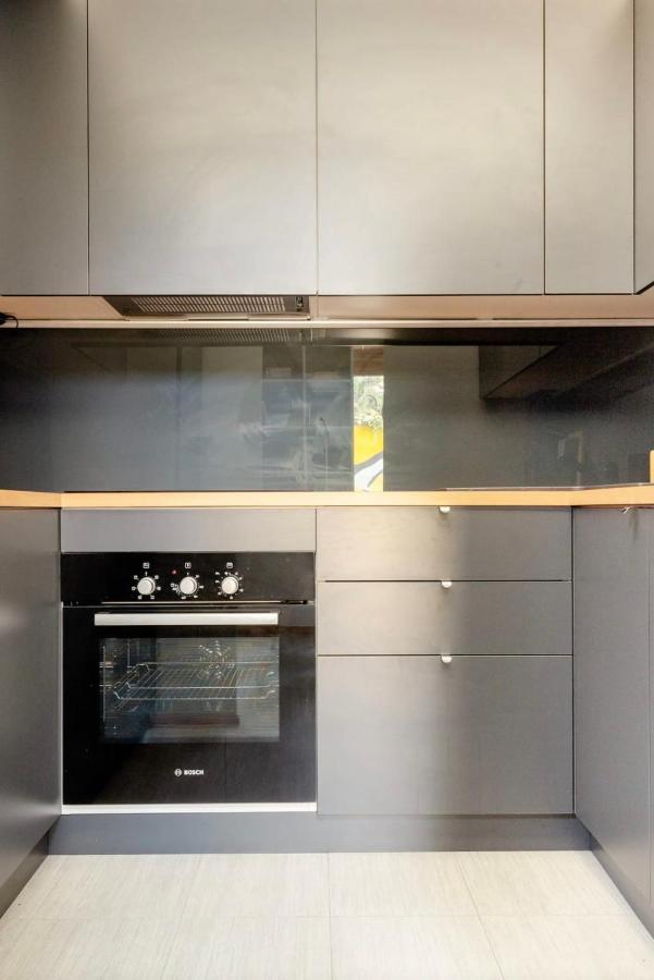 Design Spacious Loft In Navigli - Hosted By Sweetstay Milano Exterior foto